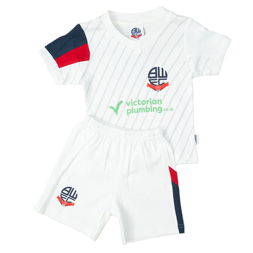 26/27 Home Kit T and Shorts